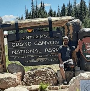 Meet your Posher, Ray